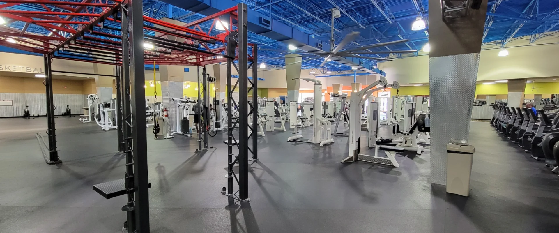 Gold's Gym