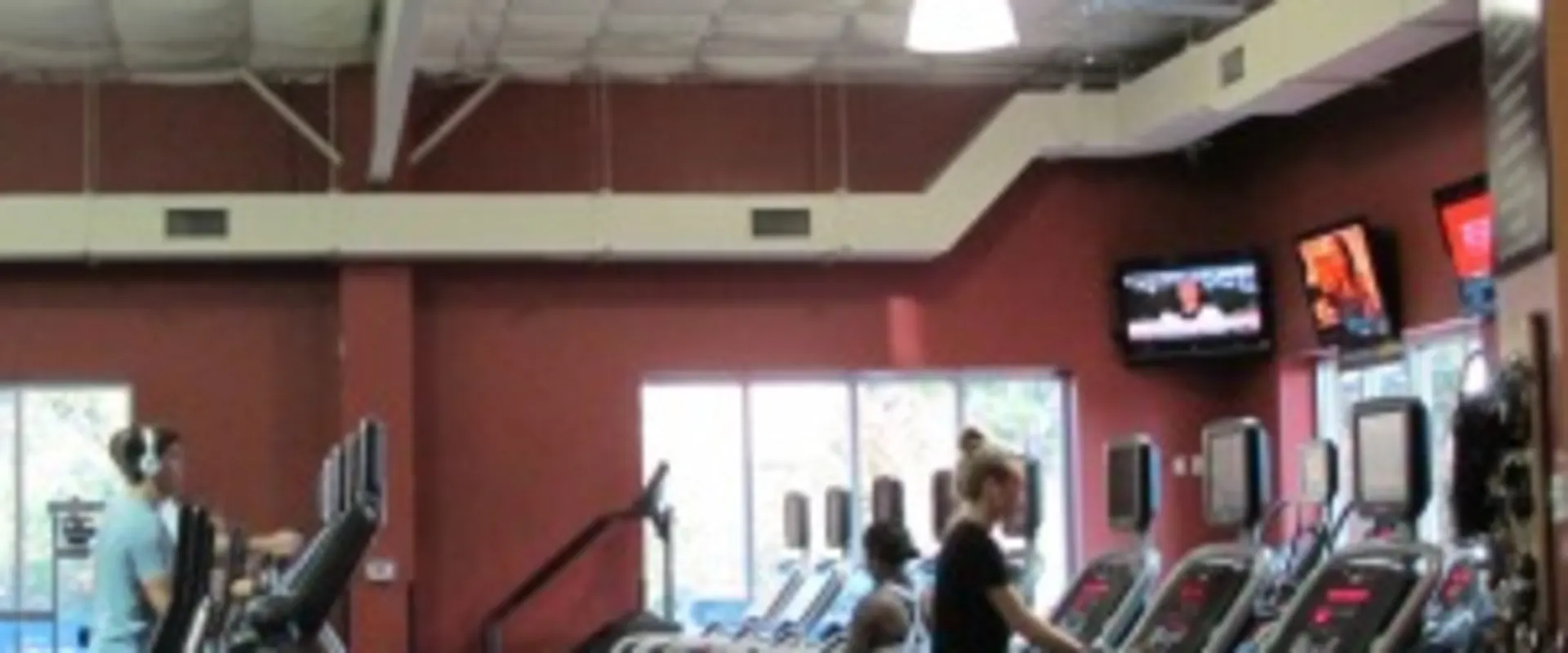 Golds Gym Destin - Cardio 2