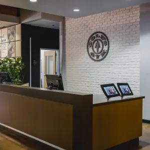 Gold's Gym Austin (Highland)