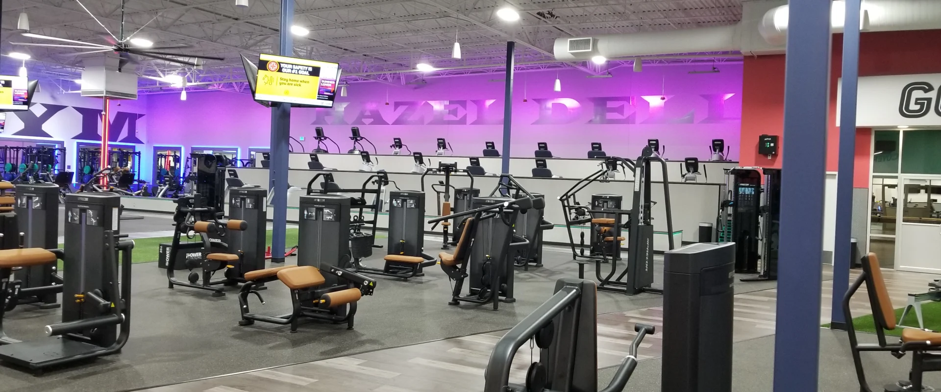 Gold's Gym Vancouver Hazel Dell Interior
