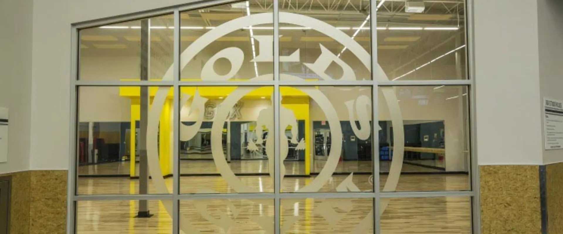 golds_gym_yukon
