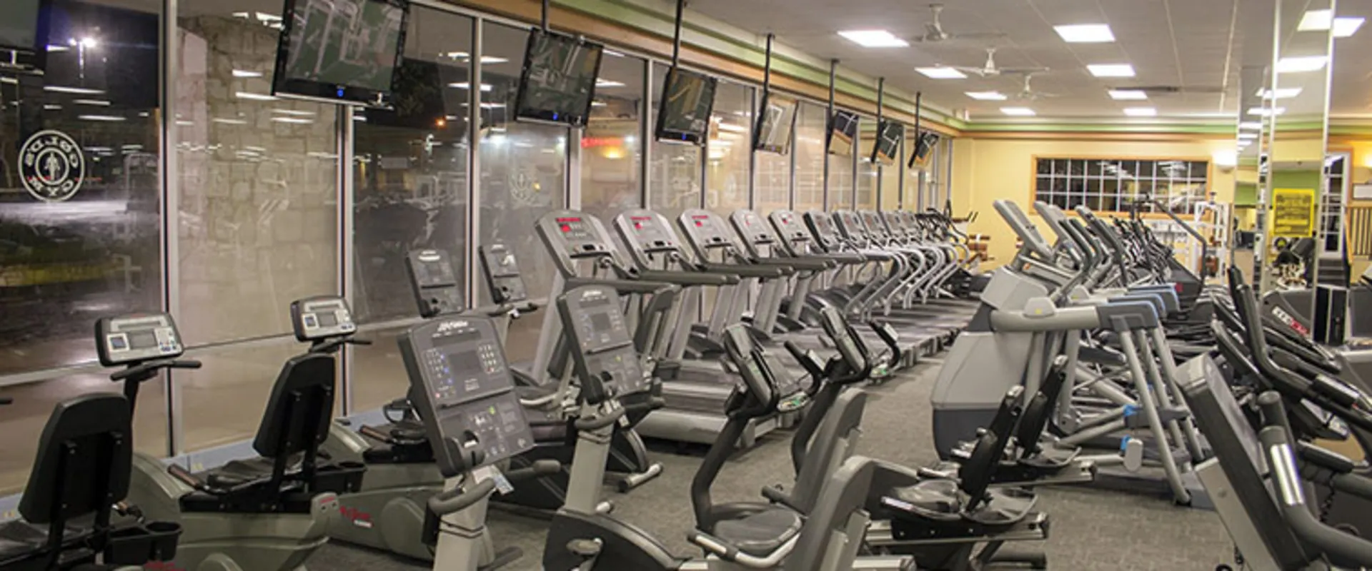 Gold’s Gym San Antonio Tezel and Guilbeau (Gold Level) Cardio