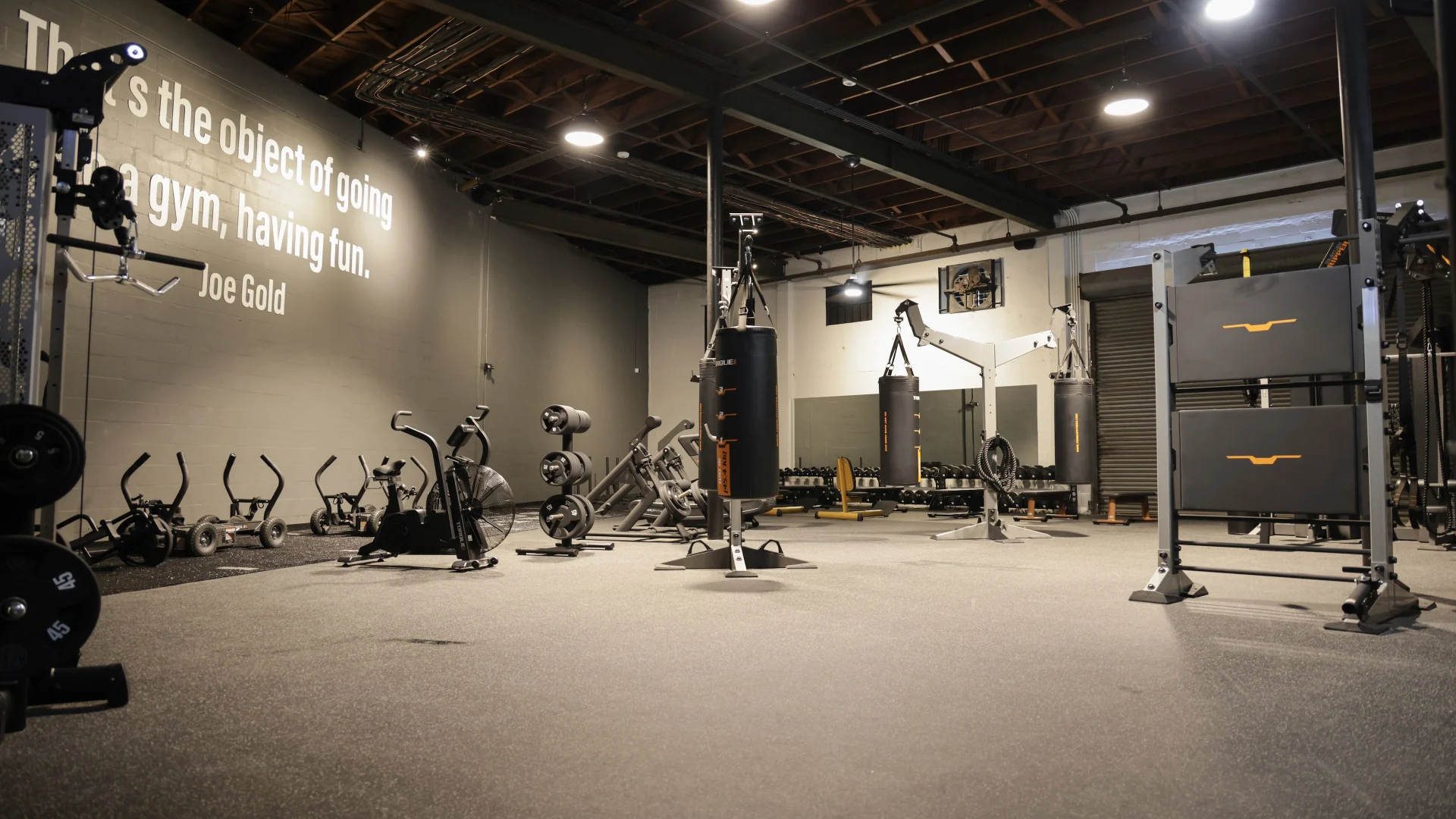 Gold's Gym Tampa Gas Worx | Tampa Gas Worx, FL 33602 | Build Strength