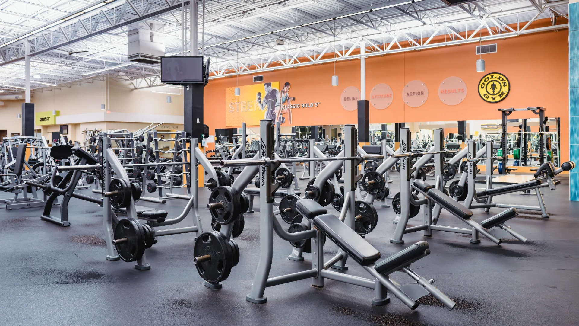 Gold's Gym Culebra | San Antonio, TX 78250 | Grind. Lift. Repeat. Gold's Gym Culebra | San Antonio, TX 78250 | Grind. Lift. Repeat.