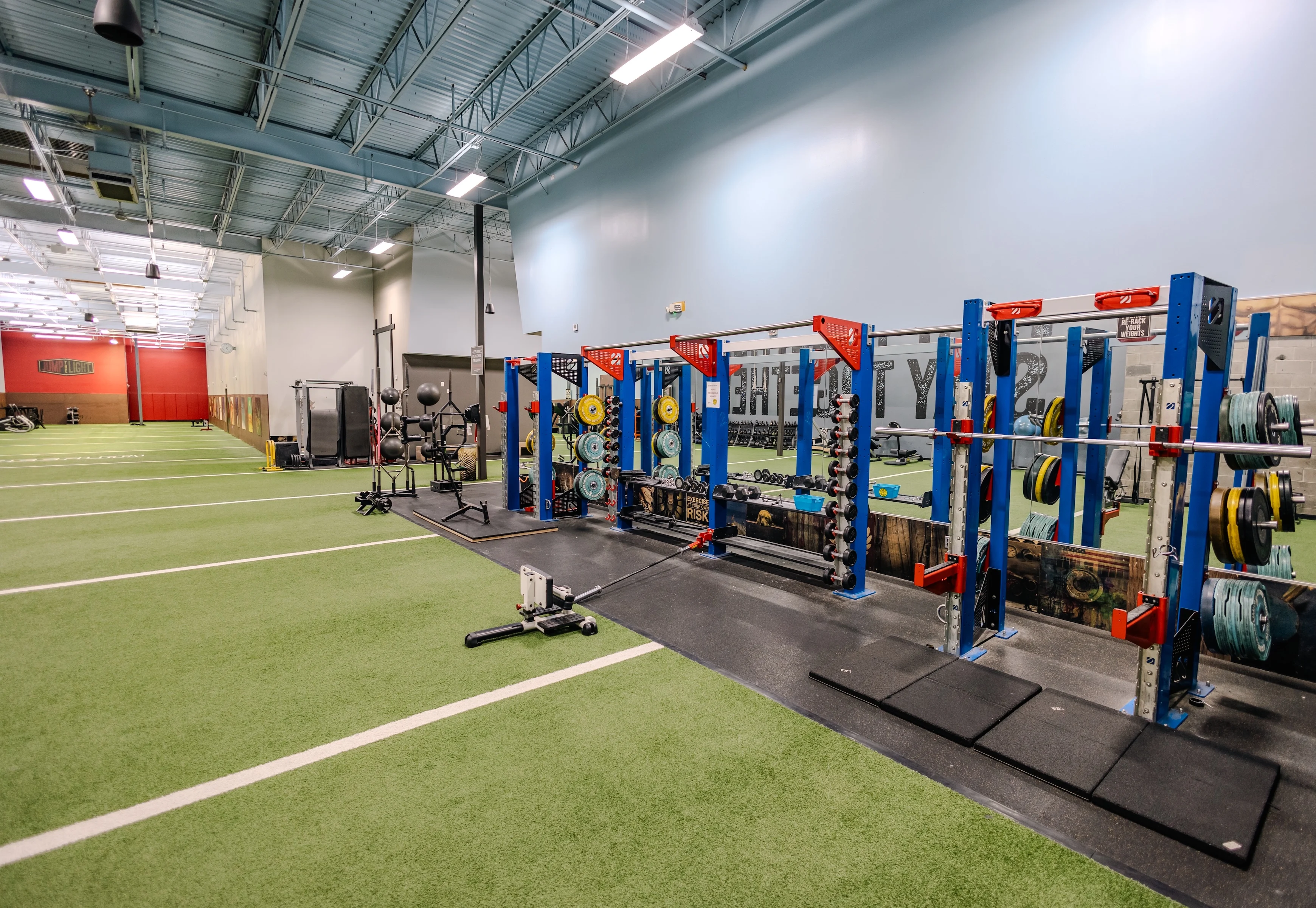 その他 Gold gym Gold's Gym Laburnum | Laburnum, VA 23231 | Stronger Starts Here