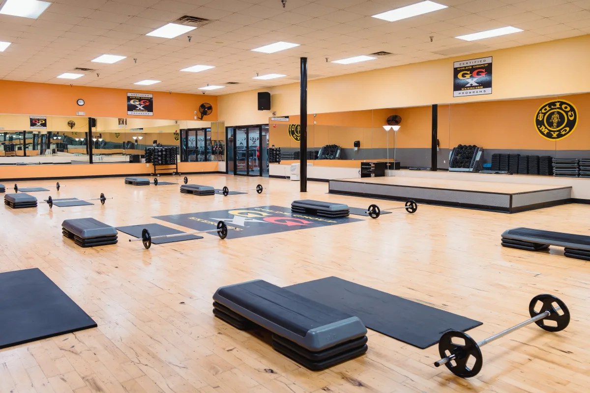 Gold's Gym Southeast Austin, TX 78745 Define Your Power