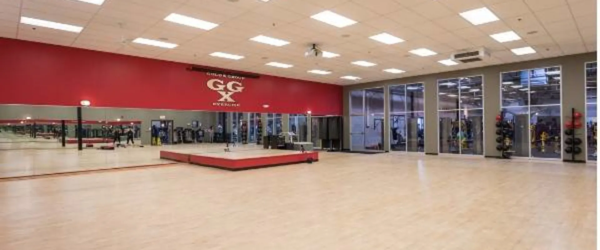 open weight lifting studio in gym near me