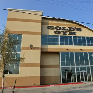 Gold's Gym Laredo (North Central)