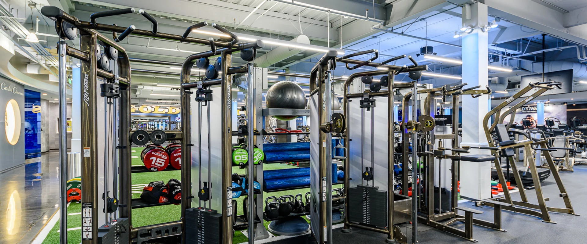 Gold's Gym Northridge