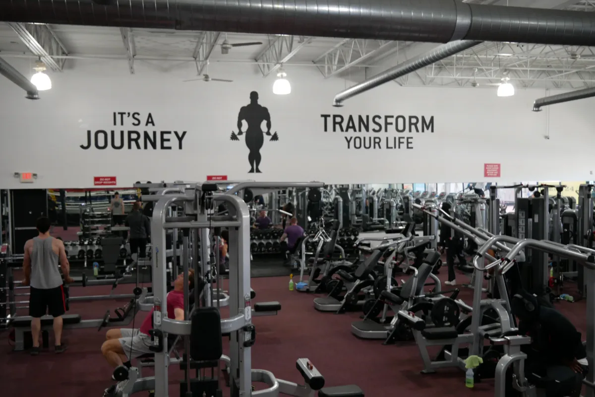 Gold's Gym Detroit | Detroit, MI 48093 | Stronger Starts Here