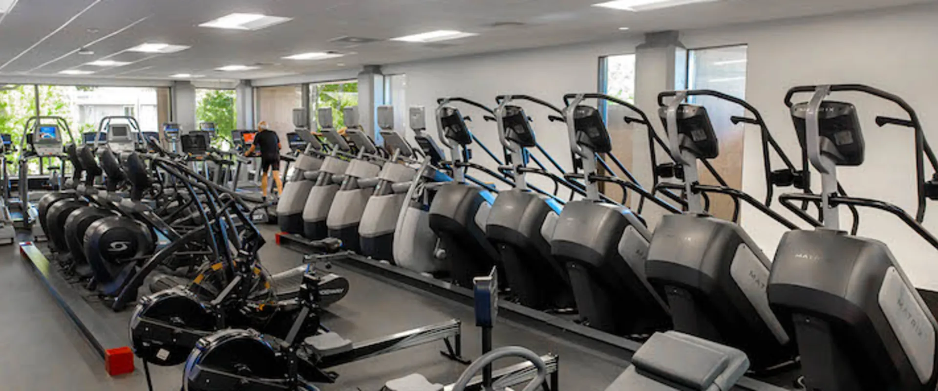 uptown santa barbara gym cardio equipment