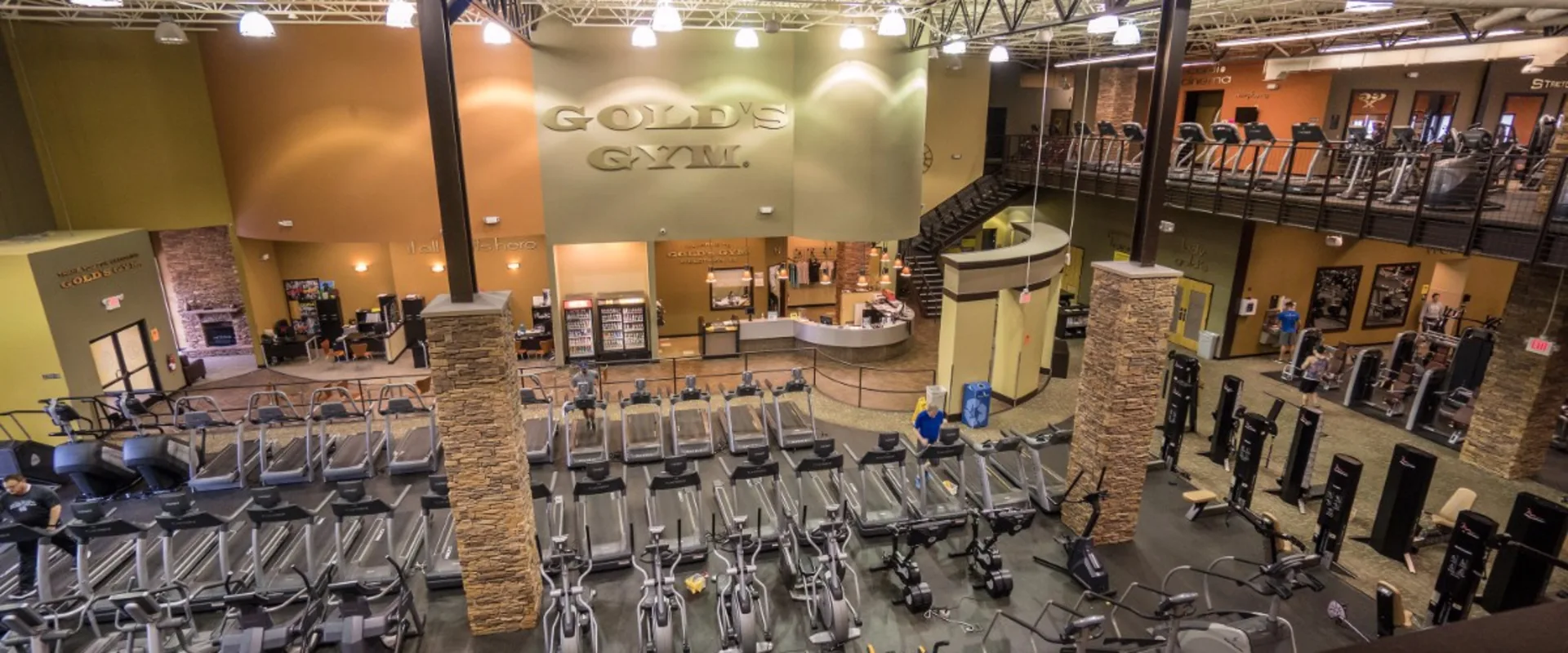 Gold's Gym Midlothian Main Deck
