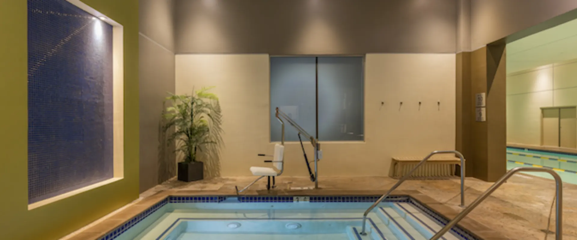 Montclair, CA gym with jacuzzi