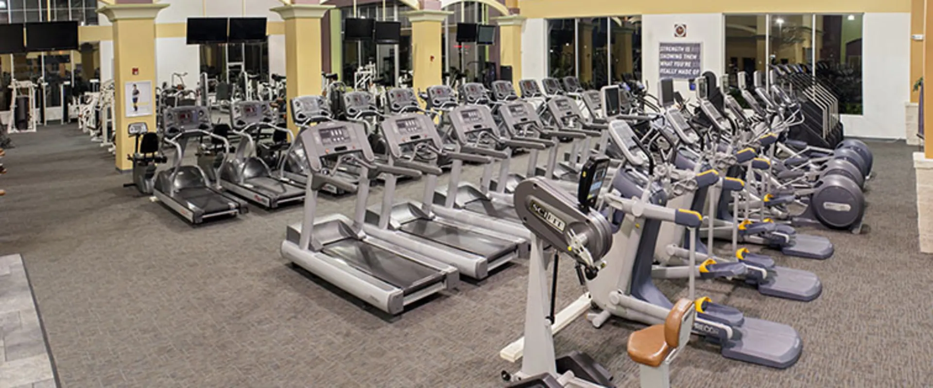 Gold’s Gym San Antonio Bandera Pointe (Gold Level) Cardio