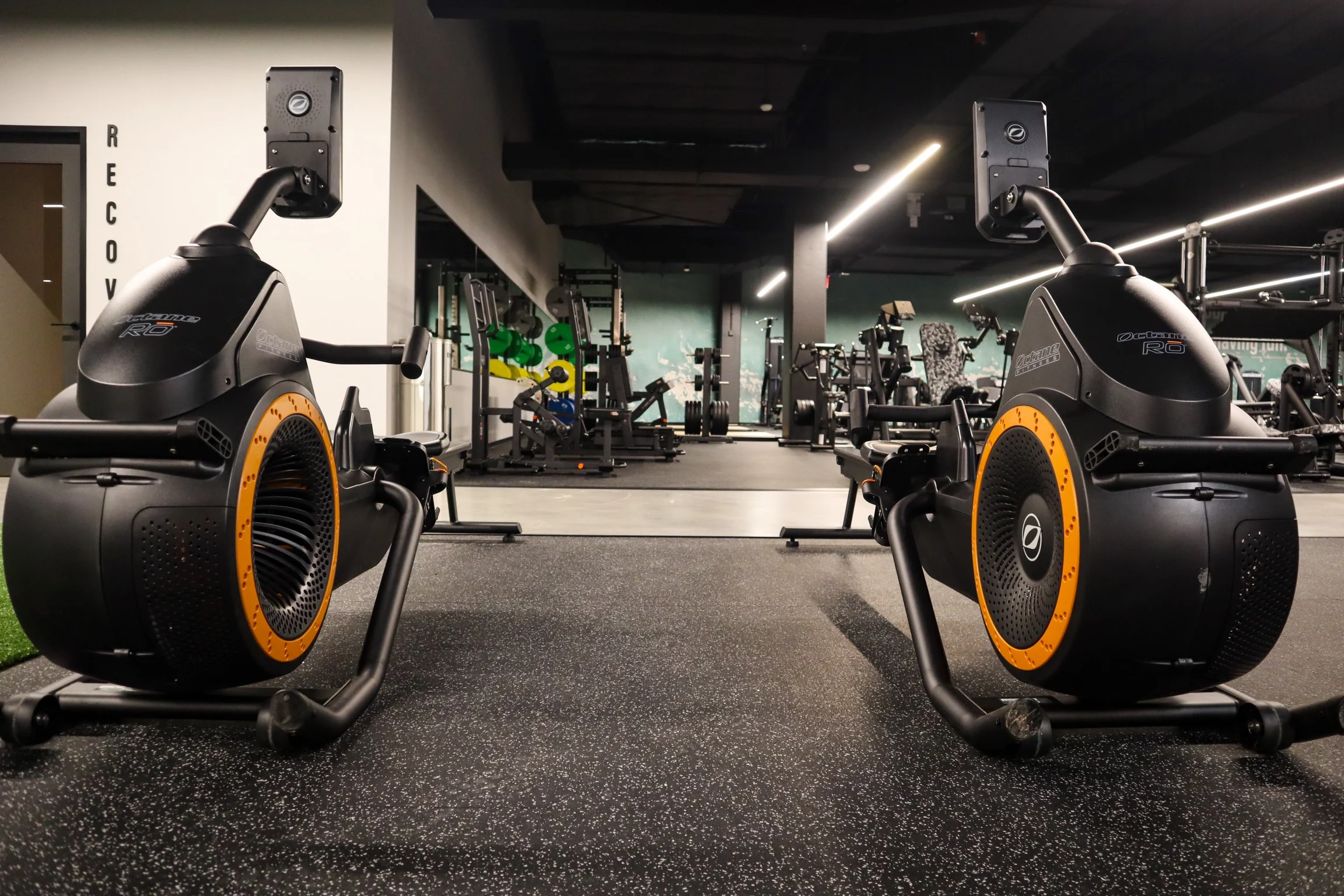 Gold's Gym Noma Center | Noma Center, DC 20002 | Stronger Starts Here