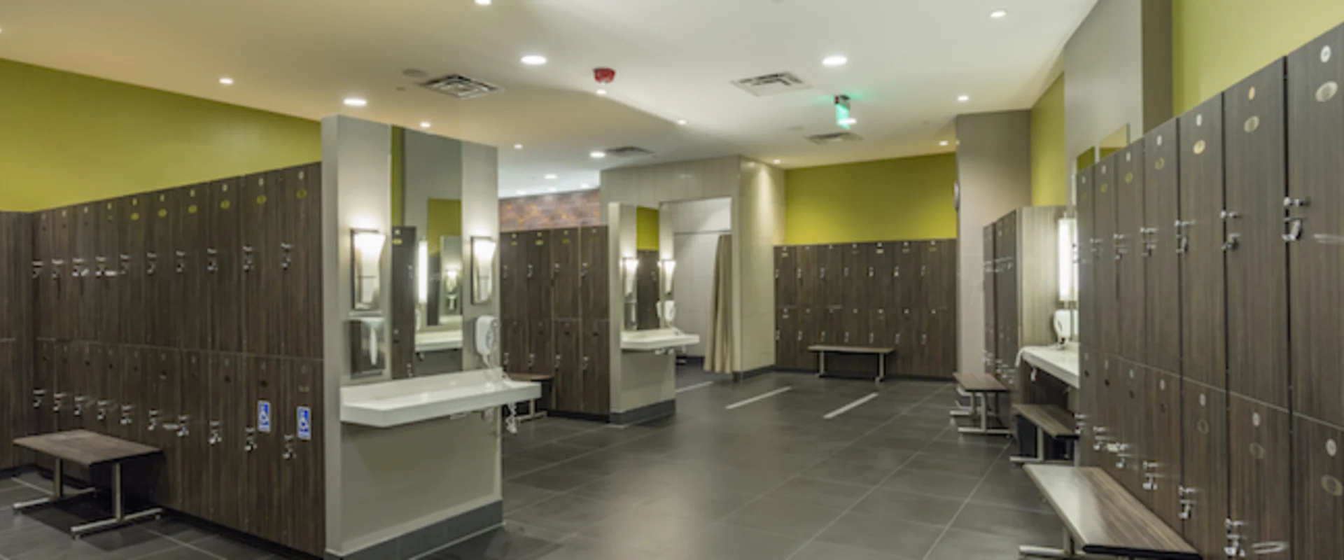 Montclair, CA gym locker rooms