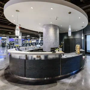 Gold's Gym Valencia - Valencia, CA 91355 Gold's Gym Valencia - Valencia, CA 91355