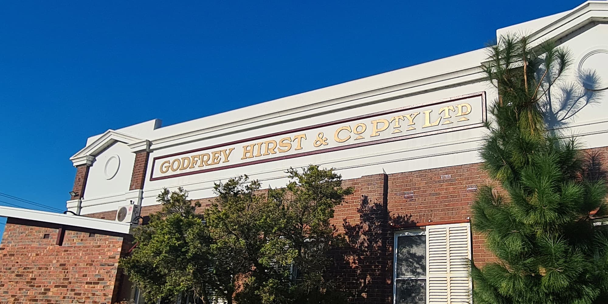 Godfrey Hirst banner