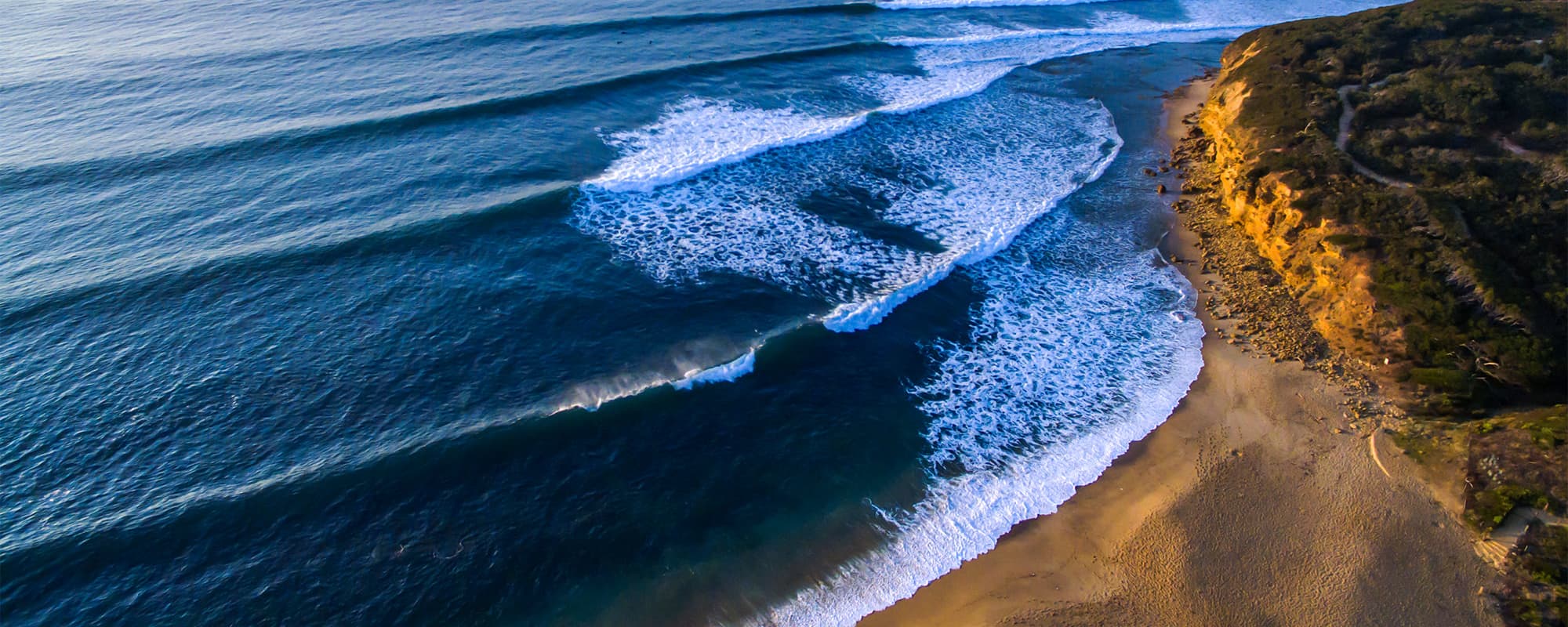 Godfrey Hirst Commercial Renews Commitment to Geelong Connected Communities banner