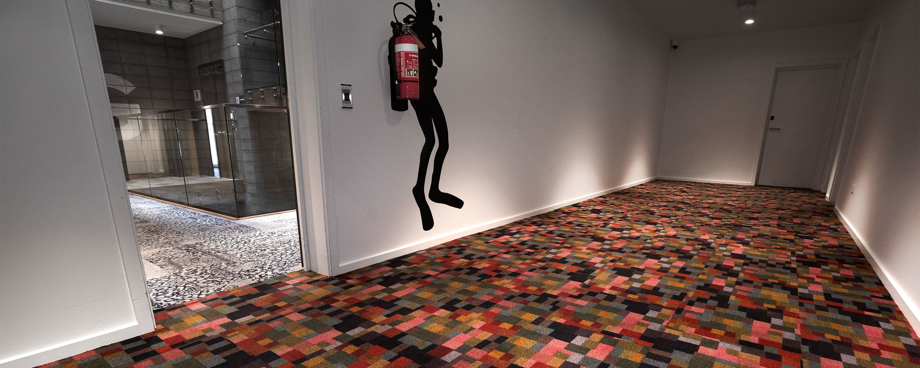 Roomie Apartment Hotel banner