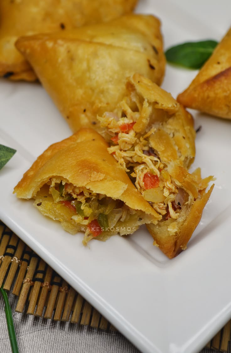 Chicken Samosa (2 pcs)