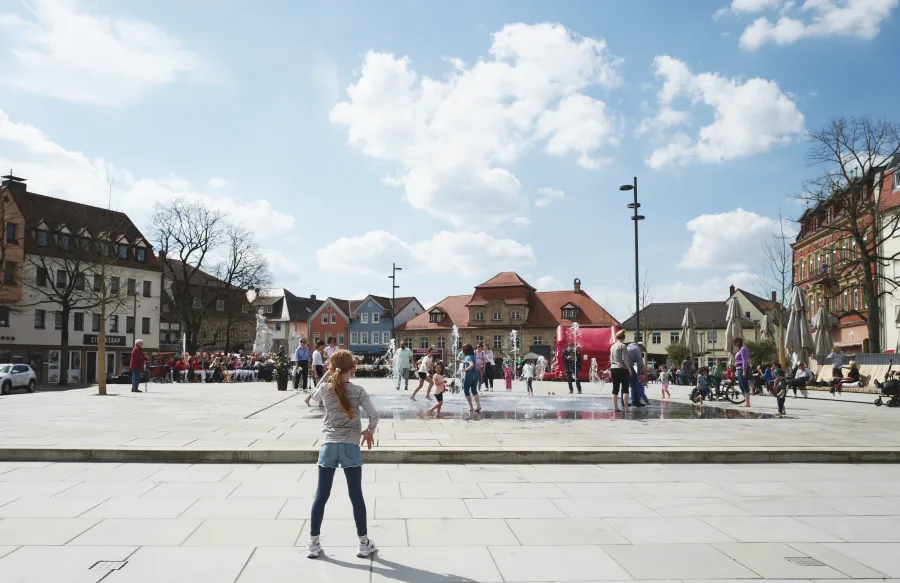 Umgestaltung Paradeplatz