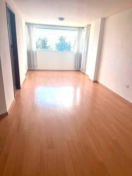 Departamento dúplex en arriendo en El Condado, Quito