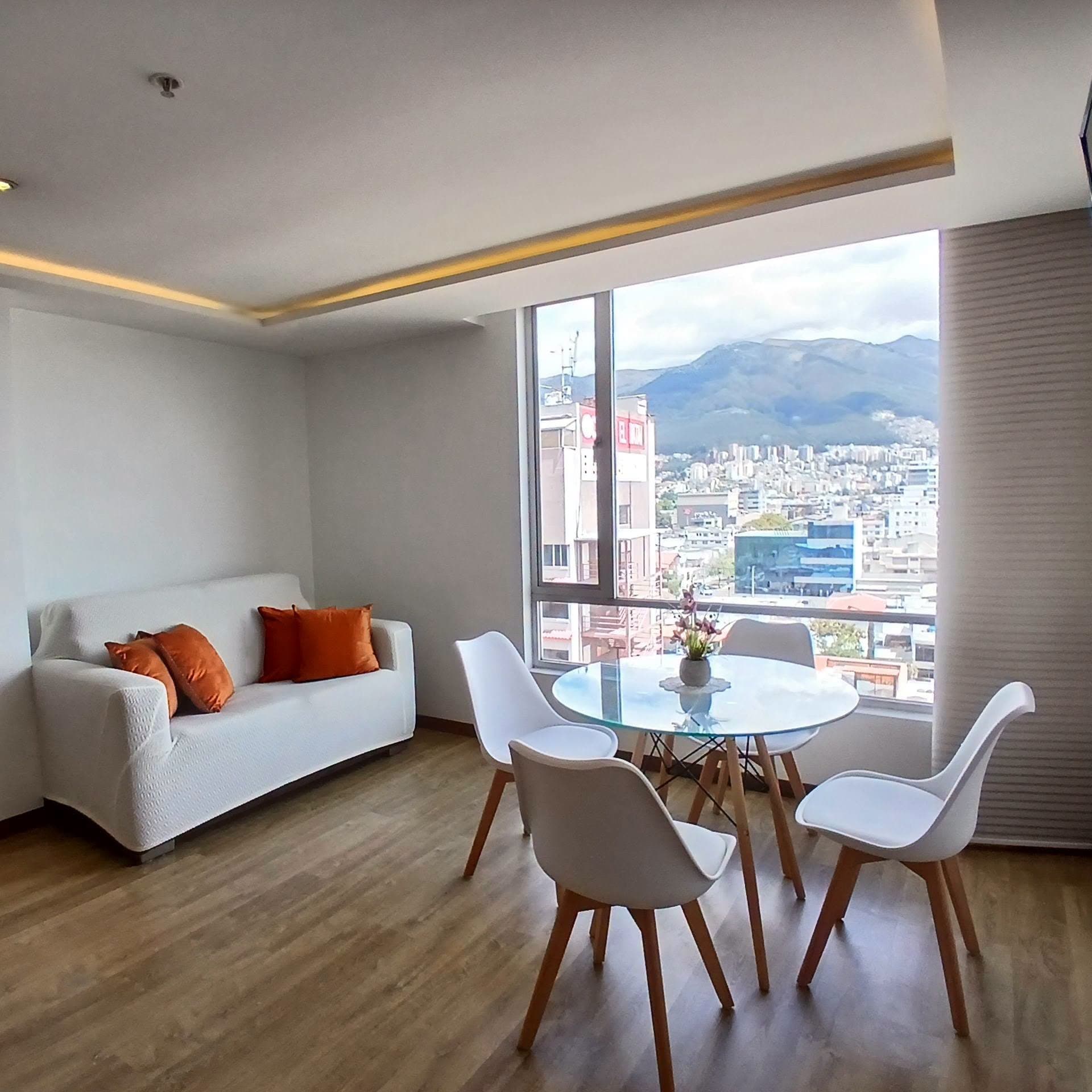 Suite amoblada en arriendo en La Carolina, Quito