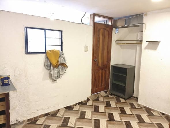 Cuarto independiente en arriendo en Chimbacalle, Quito