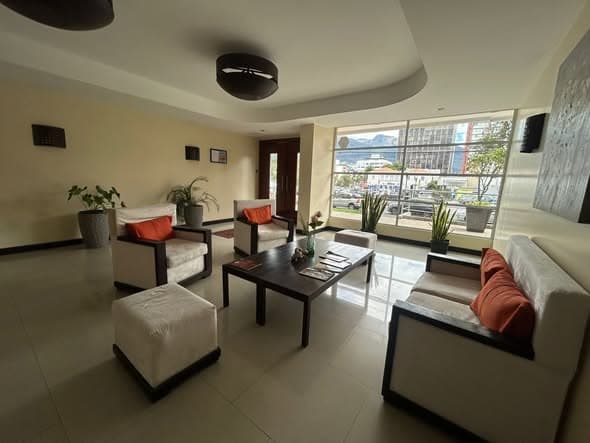 Suite en arriendo en La Floresta, Quito