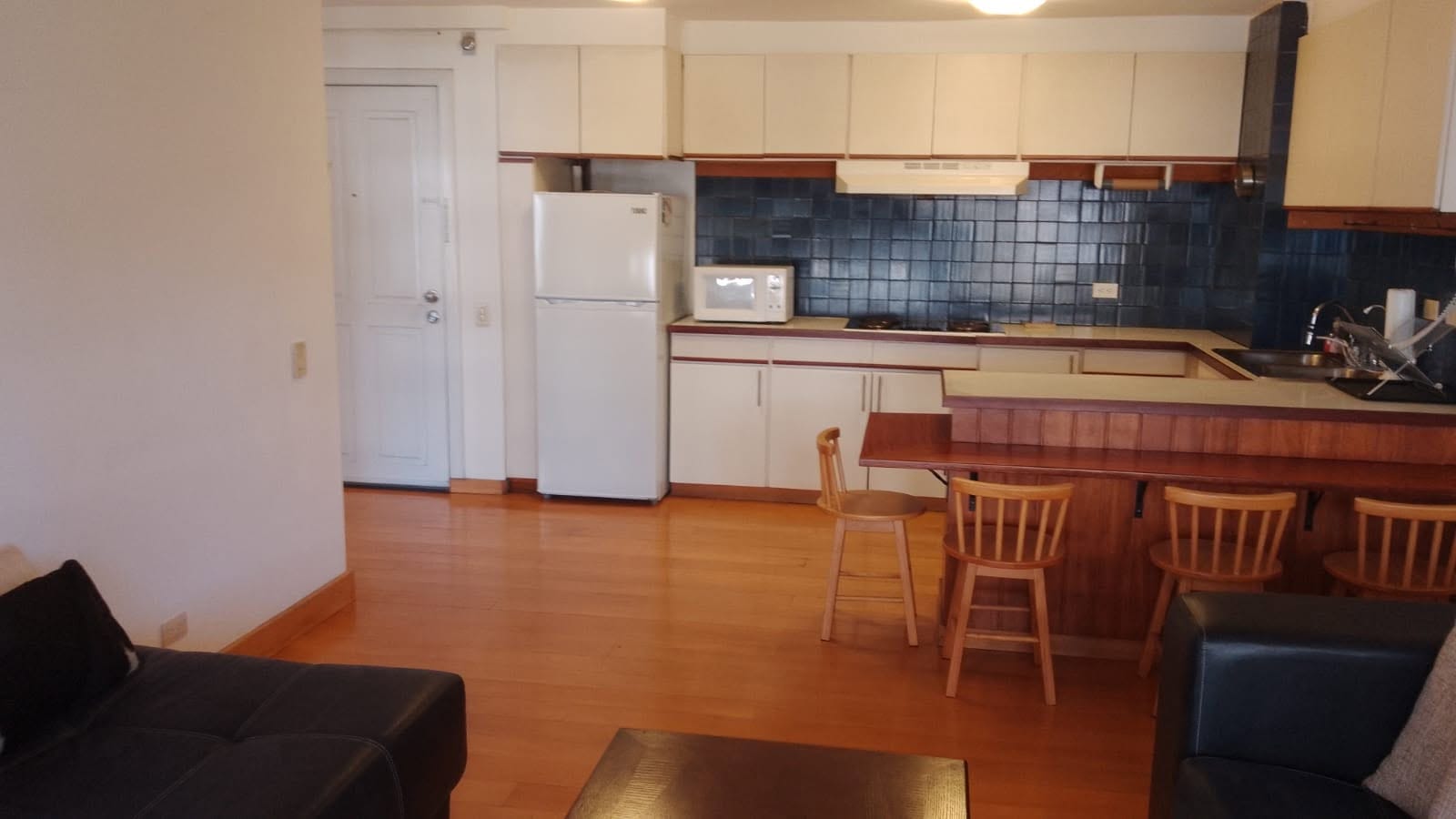 Suite amoblada en arriendo en la Av. González Suárez, Quito