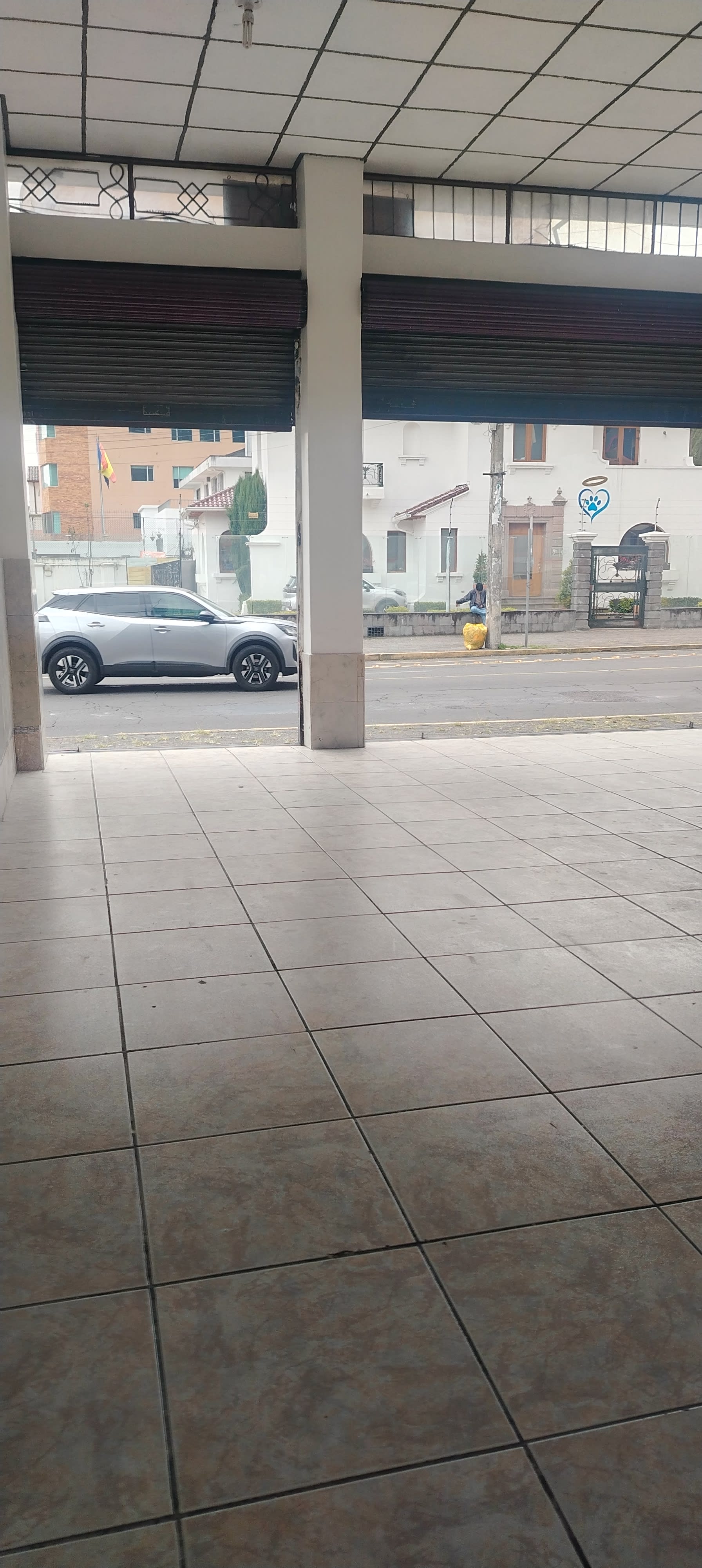 Local Comercial en arriendo Quito — foto 2