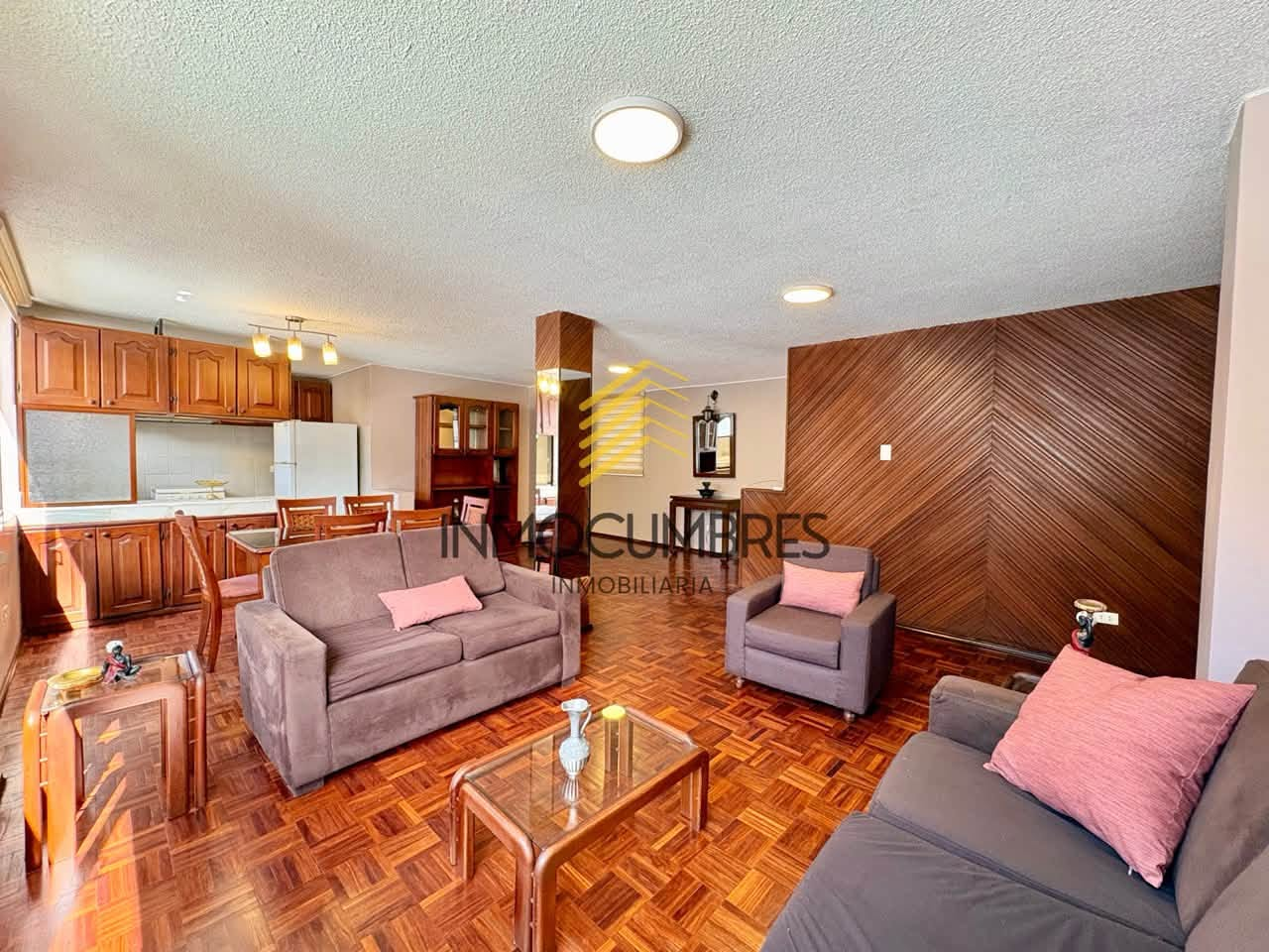 Departamento amoblado en arriendo en Rumipamba – Plaza de las Américas, Quito