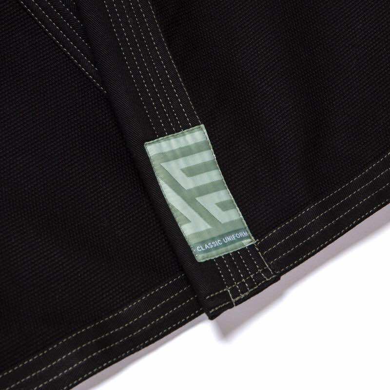 Albino and Preto Batch #87: Monochromatic Herringbone Classic (Olive ...