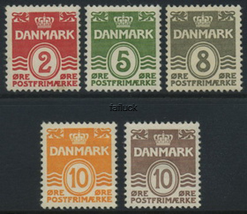 Denmark stamps: 0197,199,201-02,235. * lot 5 wavy lines 1937-38. M.h. (AFA 290)
