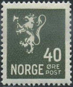 NK 0152. ** 40 øre Lion II. Superb well centered stamp. (SK 70,-+)