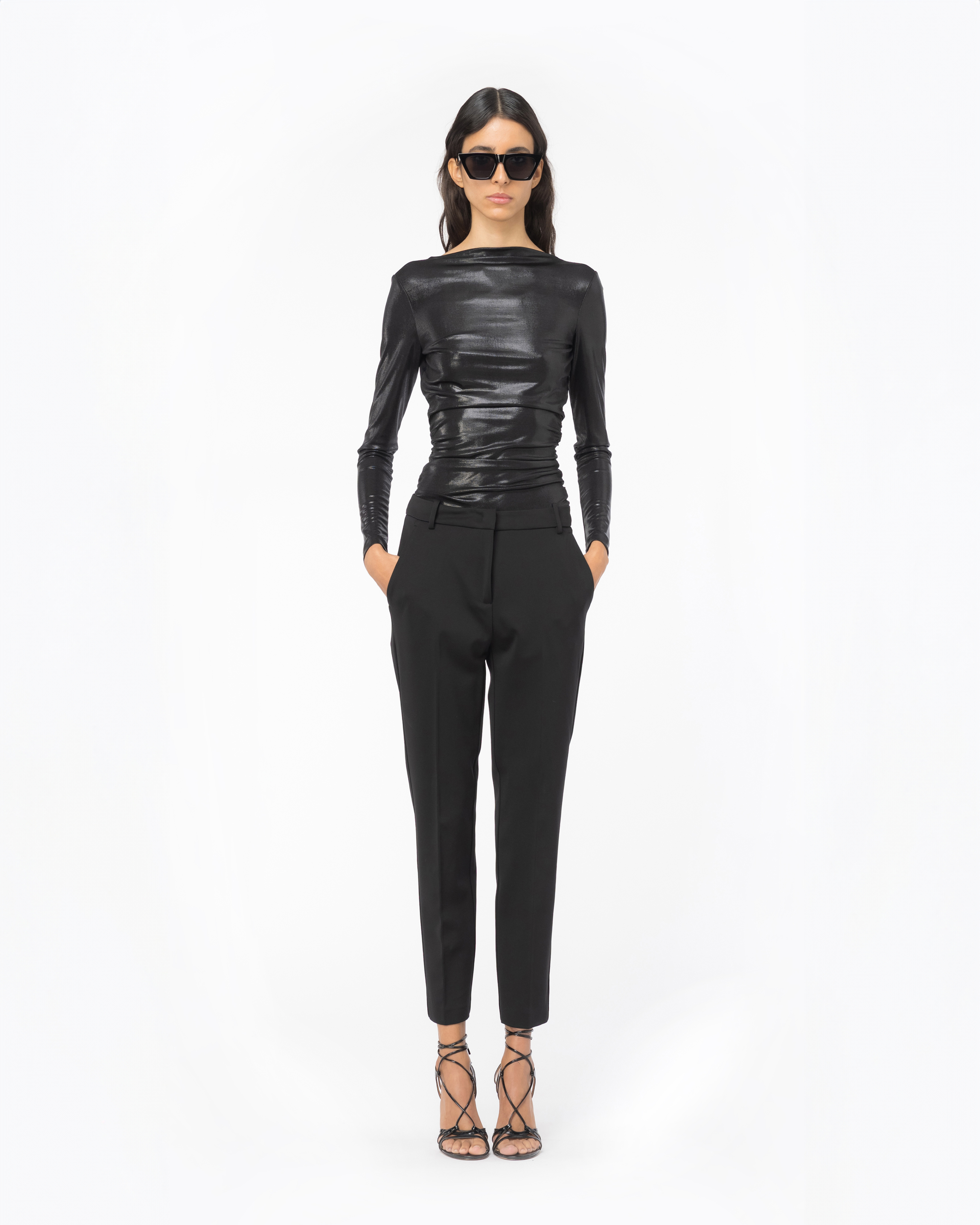 Shop Pinko Pantalon Cigarette En Maille Roma In Noir Limousine