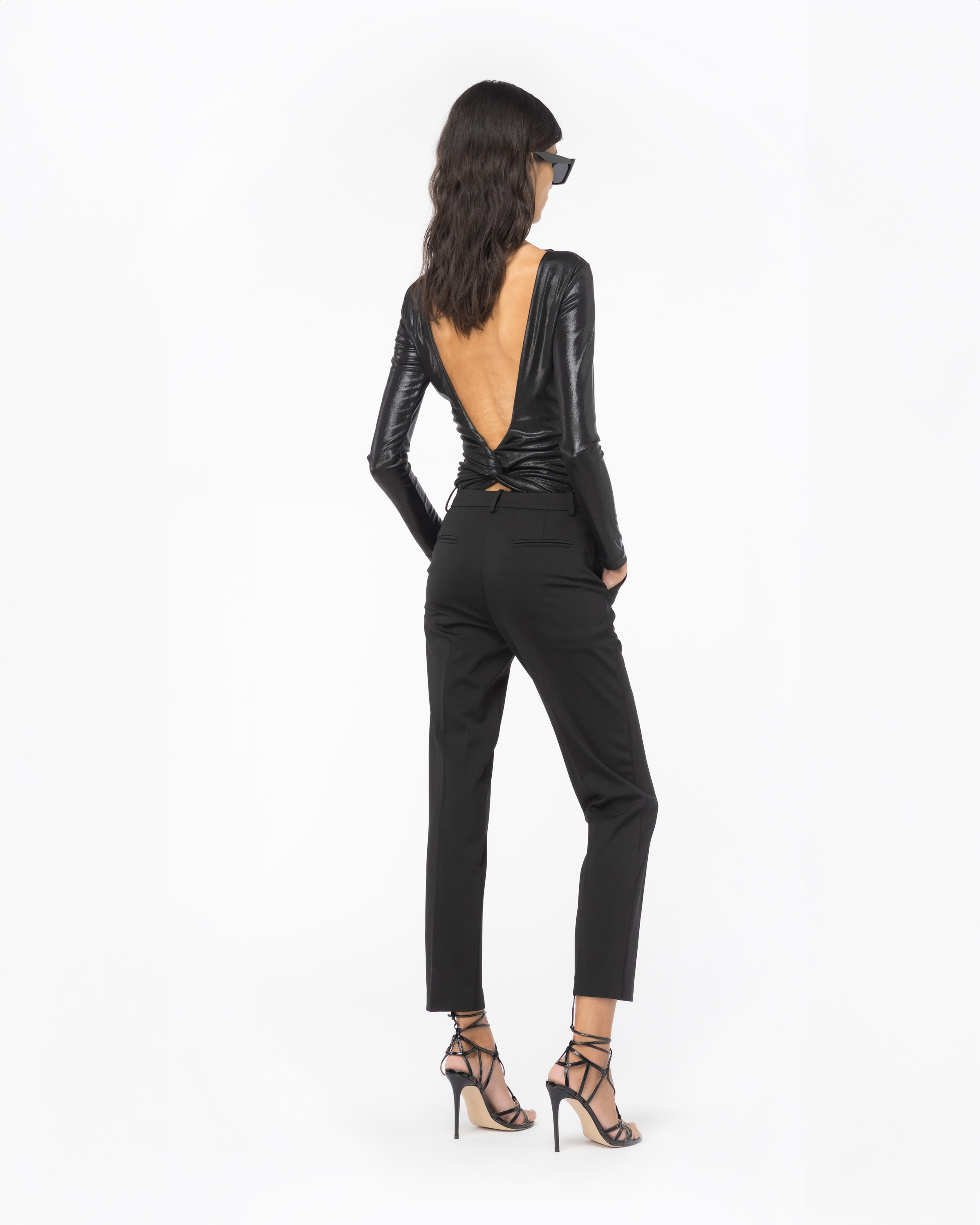 Shop Pinko Pantalon Cigarette En Maille Roma In Noir Limousine