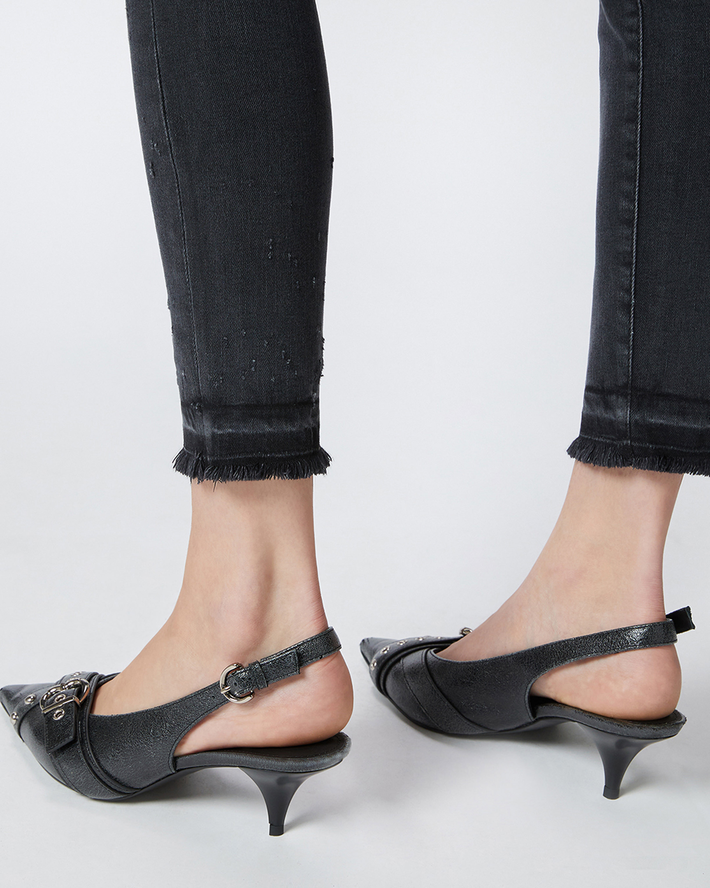 デニム・ジーパン PINKO Woman Jeans Black 1J10YUY78P Z99 PINKO Jeans | Pink Denim | FARFETCH US