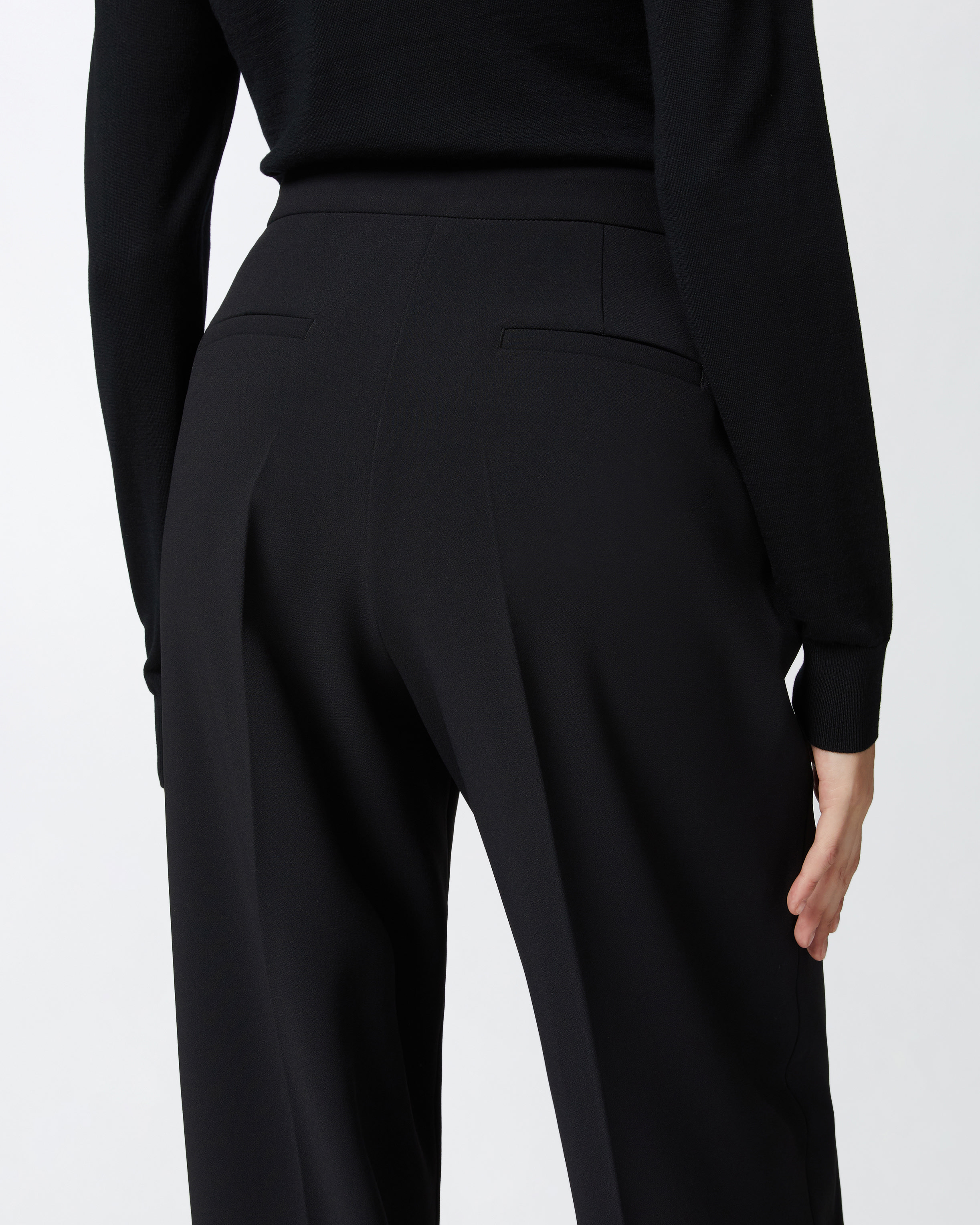 Elegant palazzo trousers in crepe 3