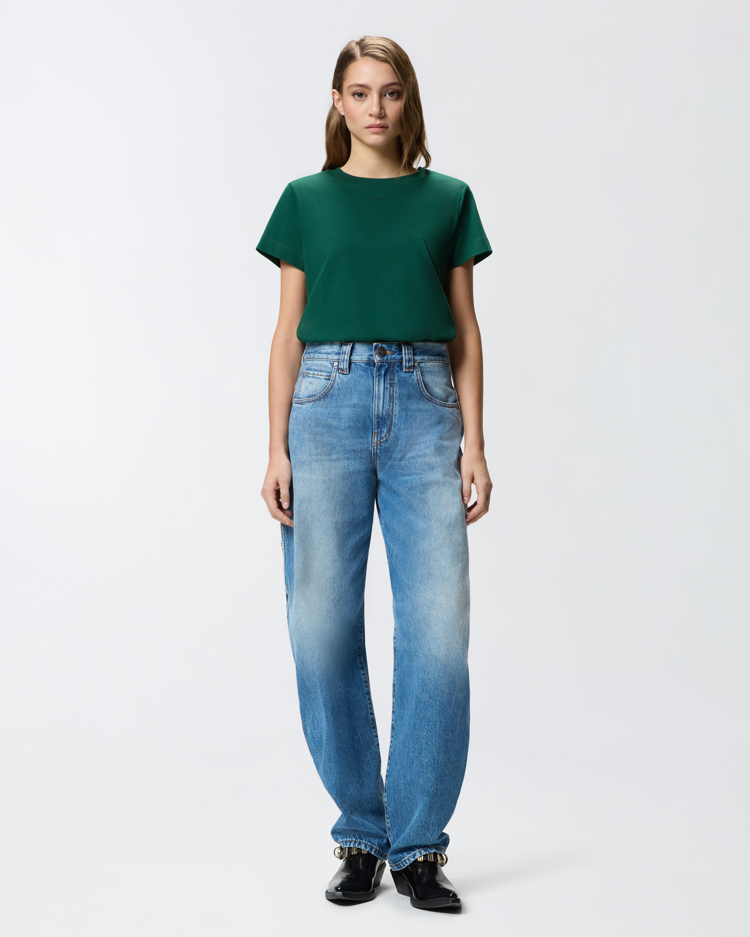 Camiseta con logotipo estampado 1