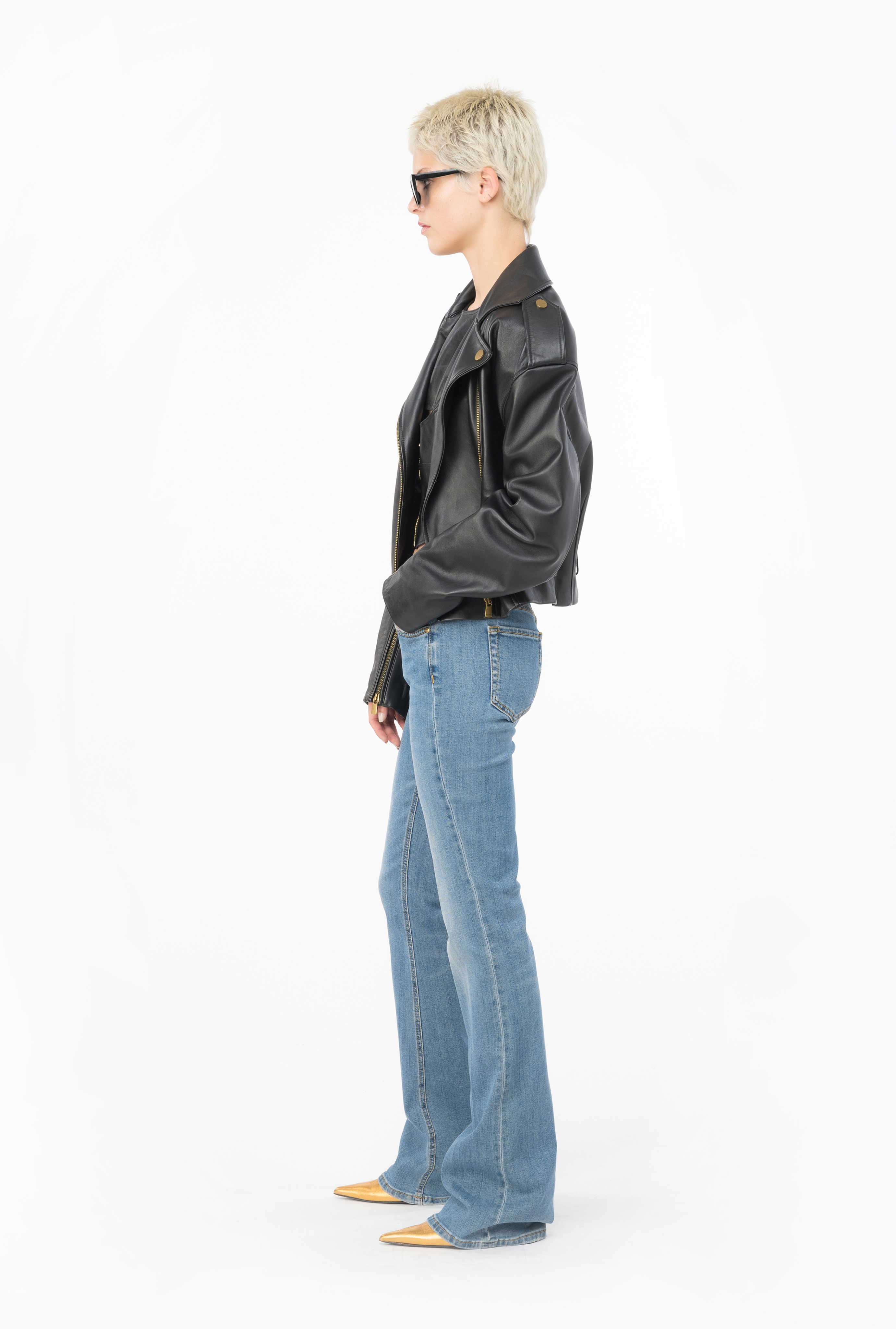 Shop Pinko Jean Flare En Denim Bleu Stretch Avec Broderie Love Birds In Mid Wash