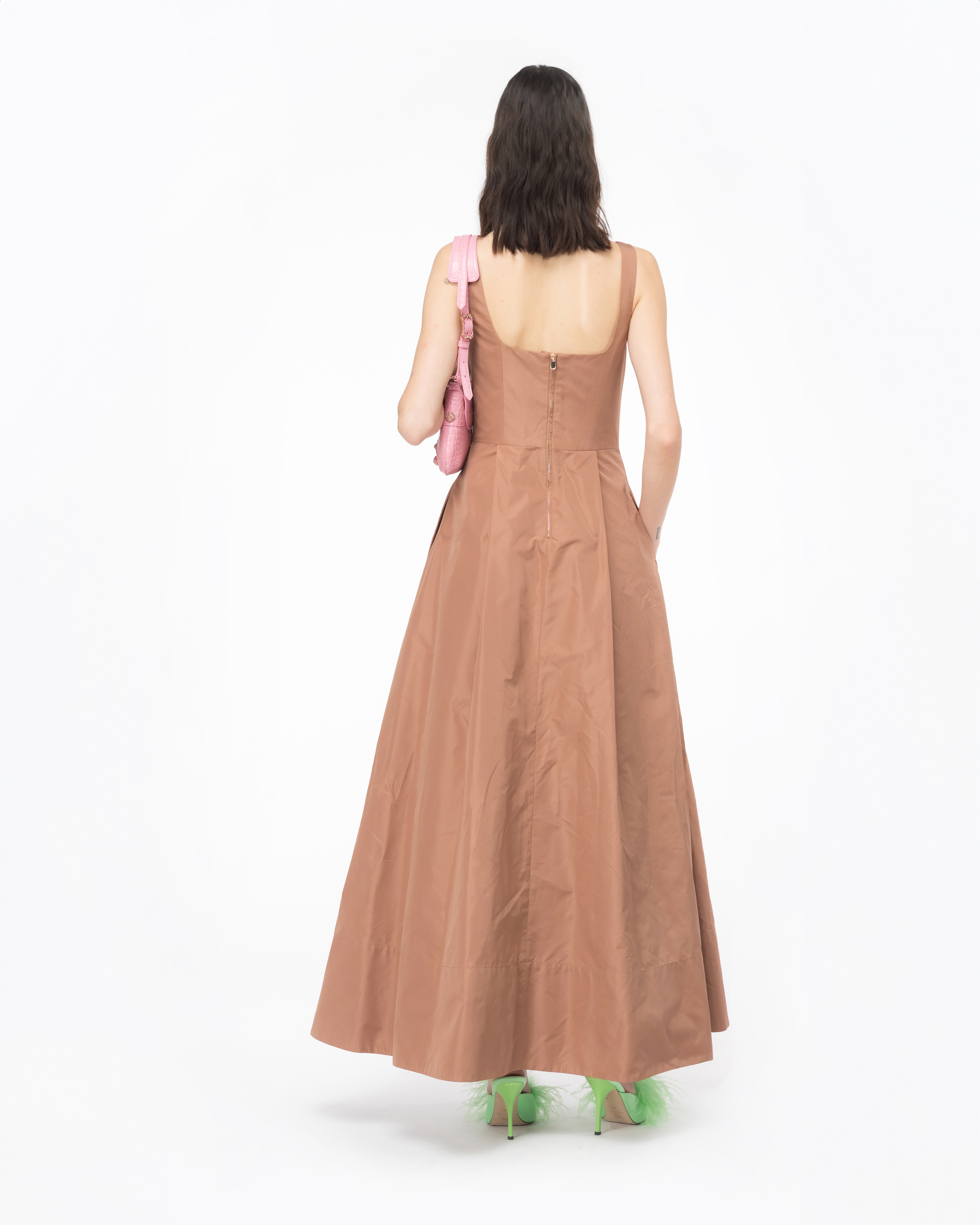 Shop Pinko Robe Élégante En Taffetas In Maroon Brown