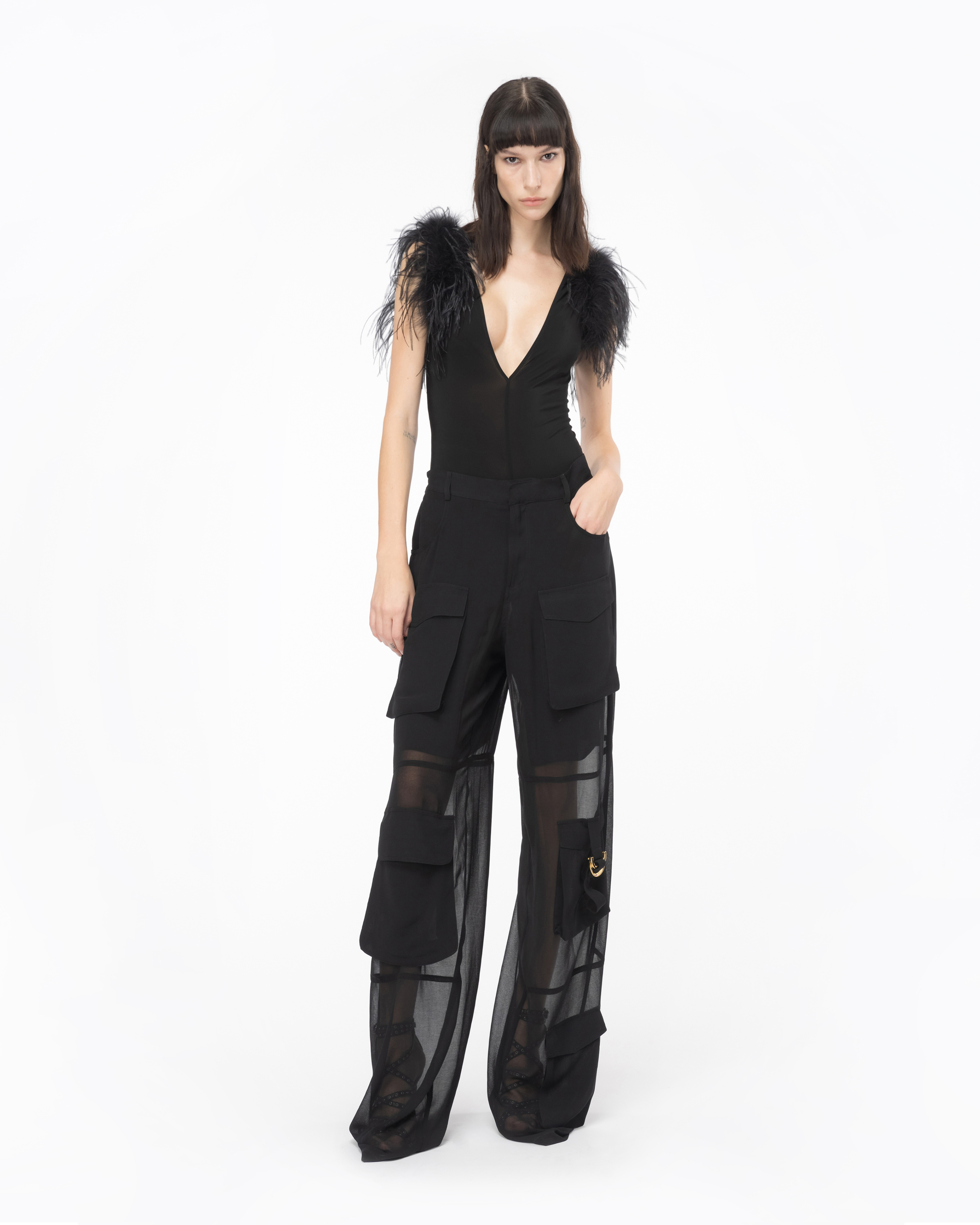 Shop Pinko Pantalon Cargo En Crêpe Georgette In Limo Black