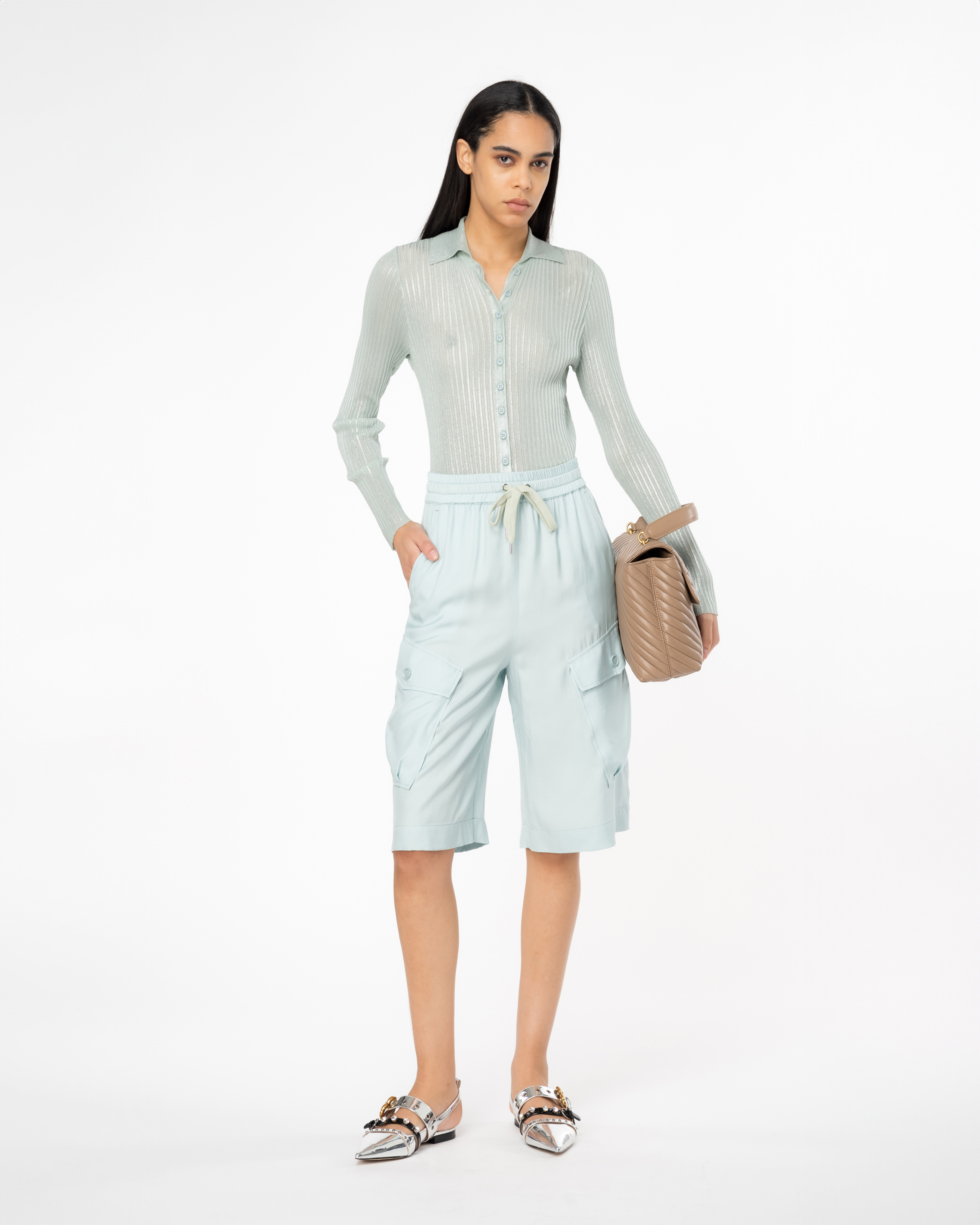 Shop Pinko Bermuda Cargo En Twill In Mist Grey