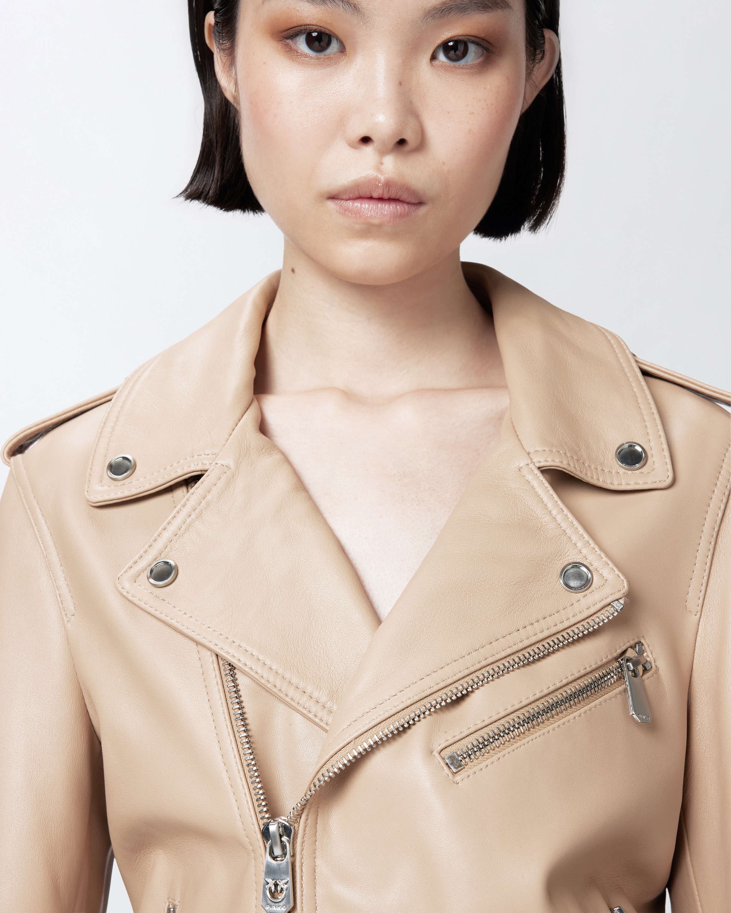 Pinko Blouson De Motard En Cuir Nappa Souple In Neutral