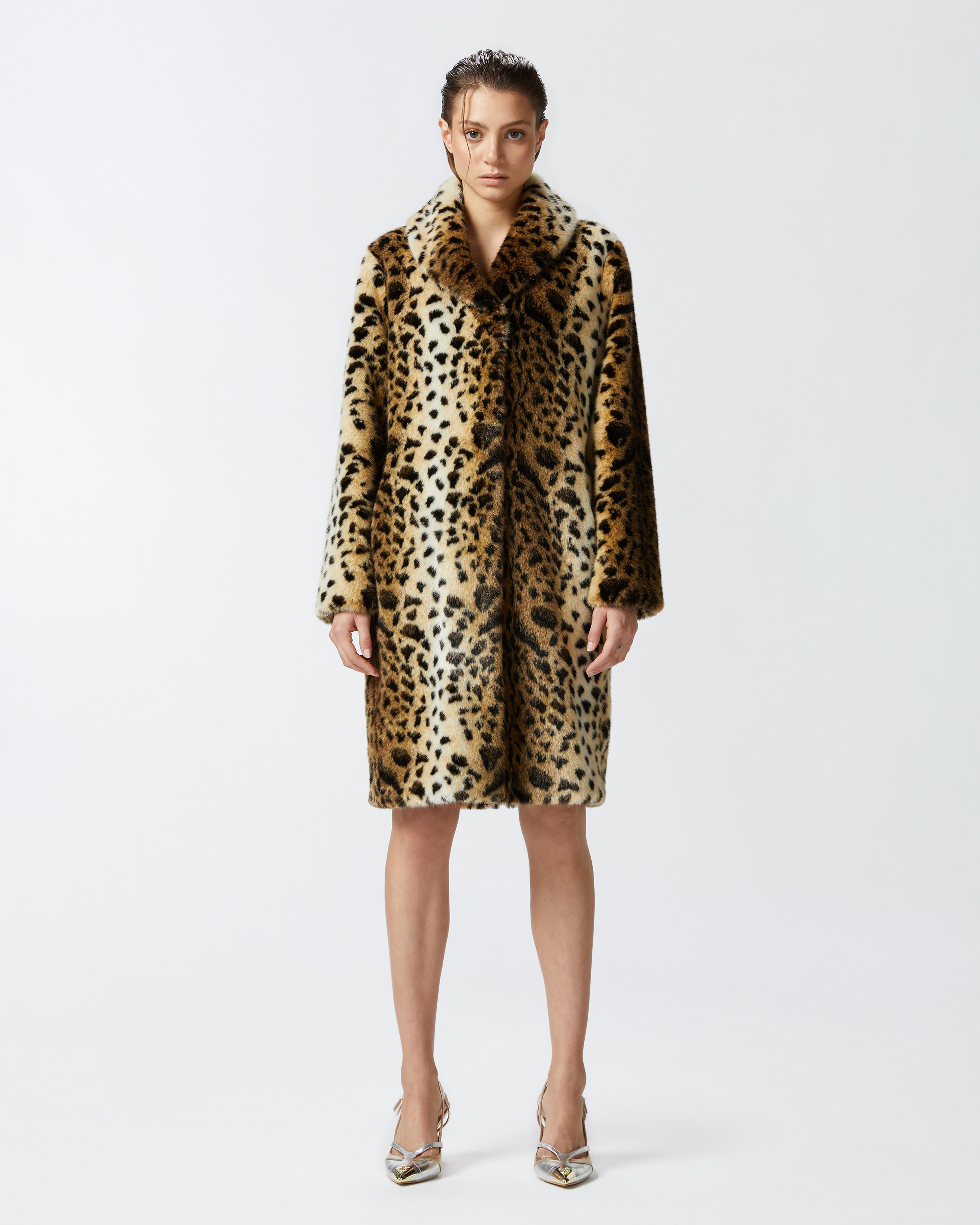 Spotted fur effect coat PINKO → Shop Online Spotted fur effect coat PINKO → Shop Online