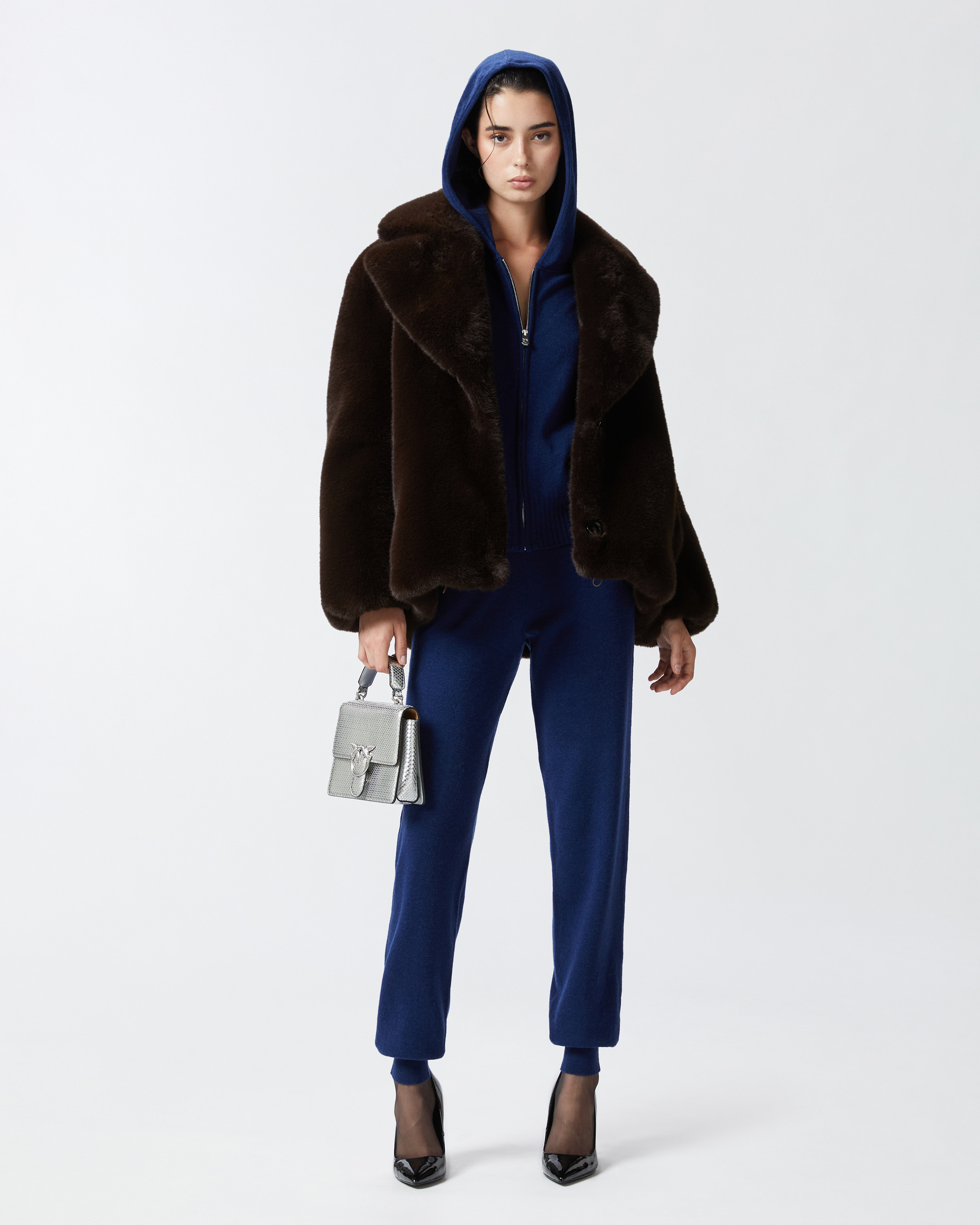 Pinko Cashmere-blend Knit Joggers In Blu Iride