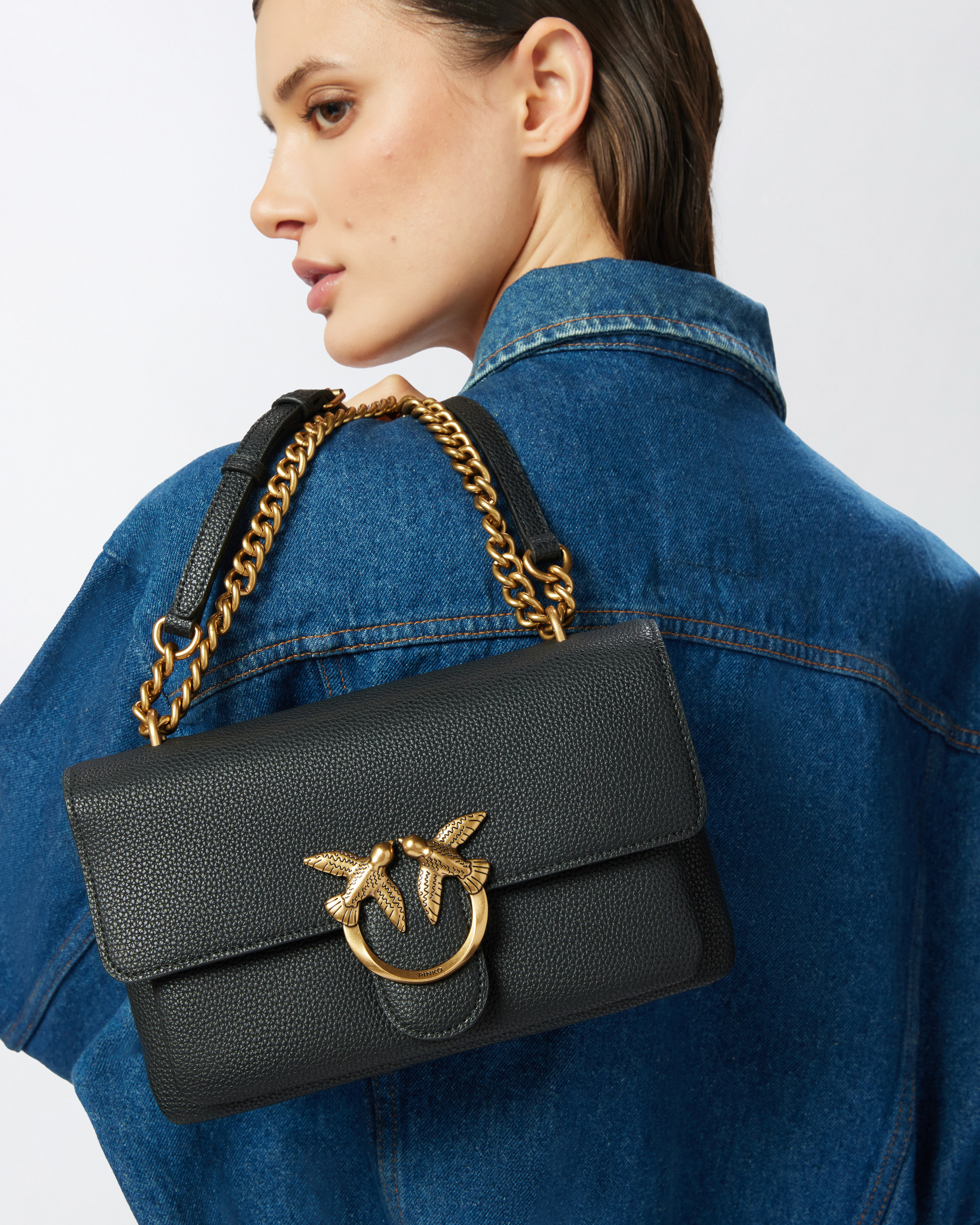 Borsa a tracolla piccola Love Bag in pelle morbida - Nero - large