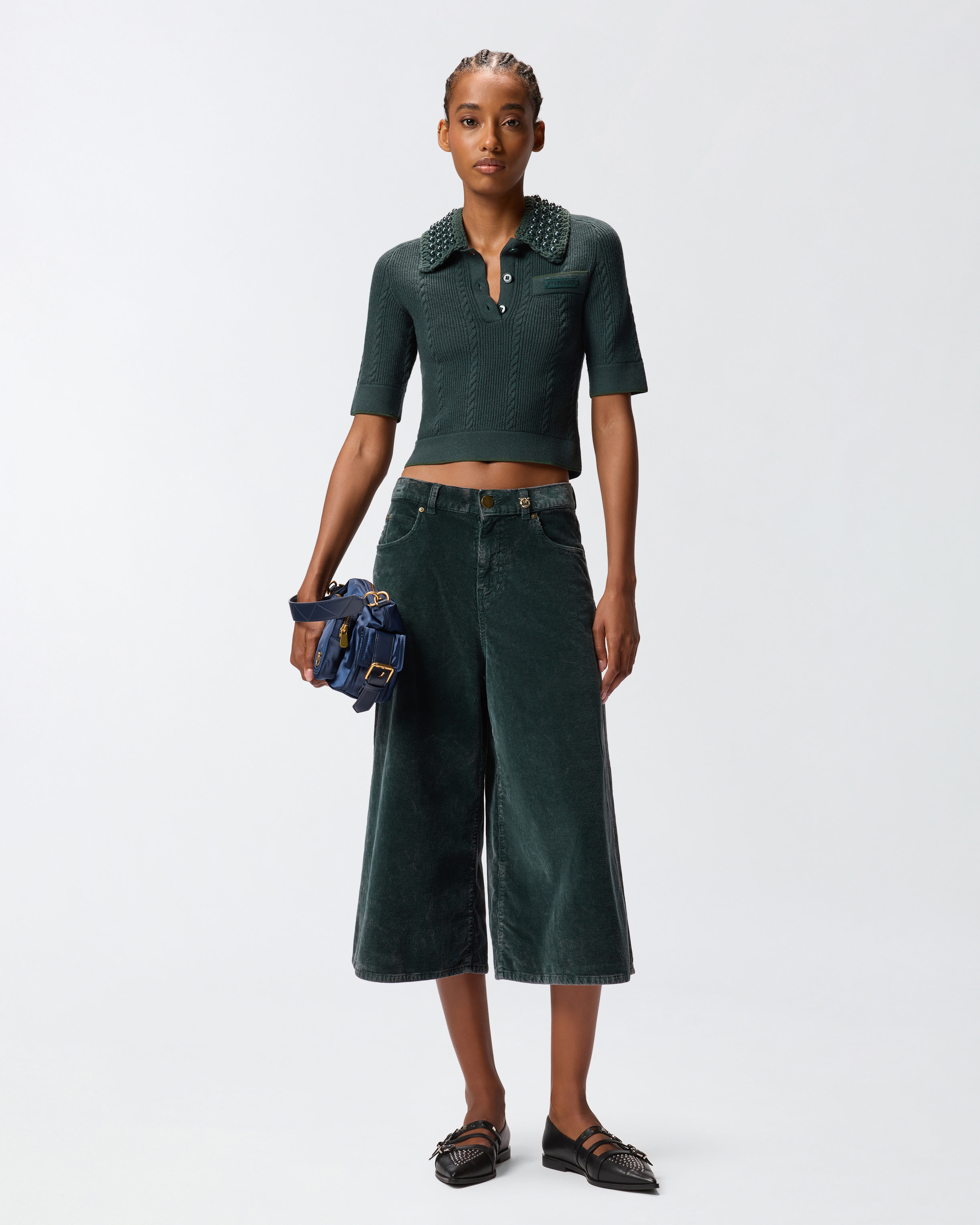 细罗纹天鹅绒长款百慕大短裤 0